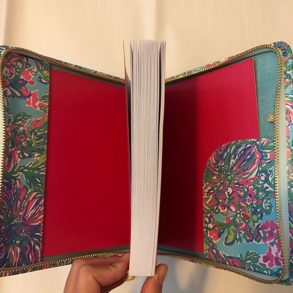 Lilly Pulitzer notepad + gift bag - Picture 8 of 15